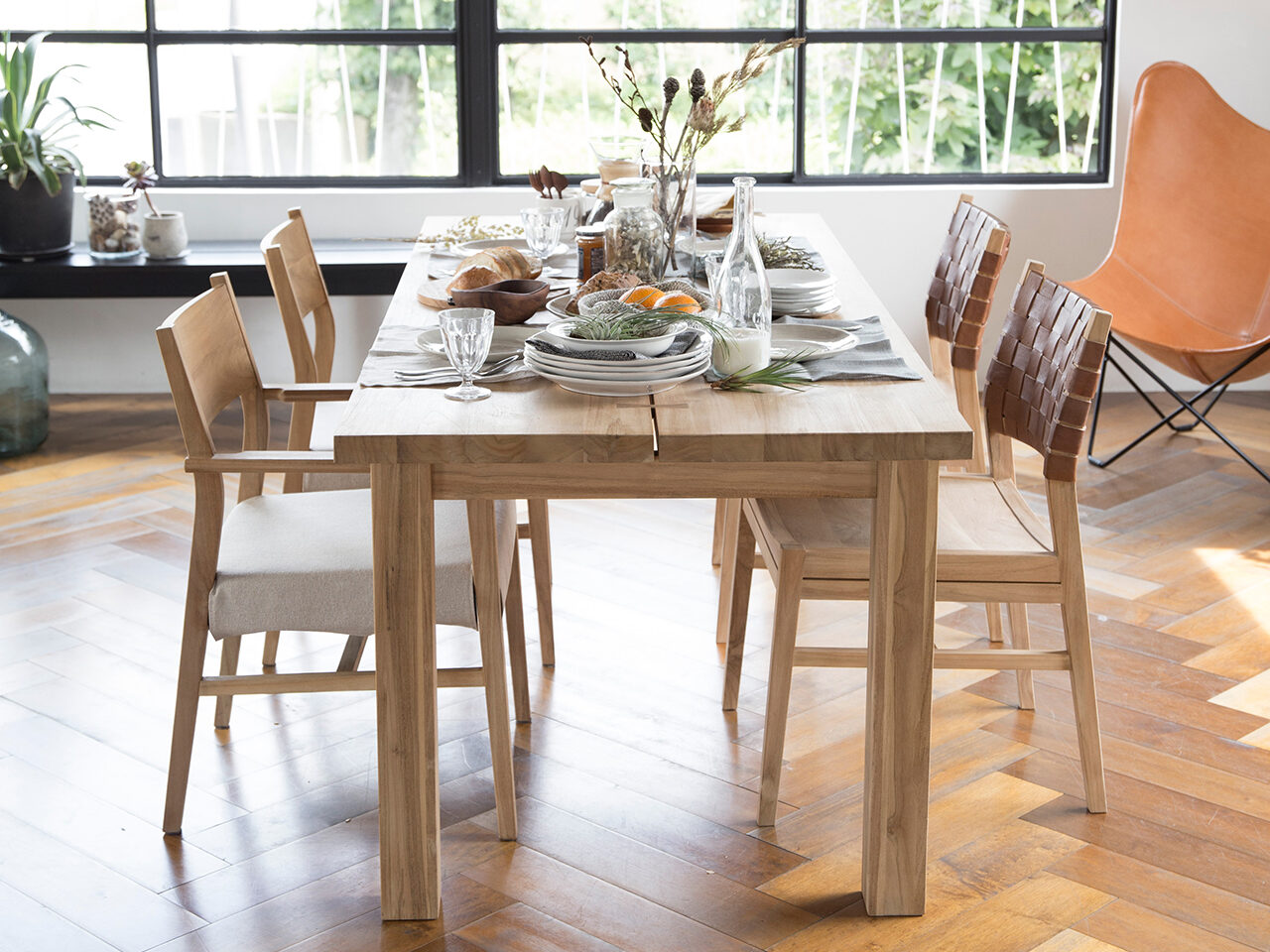 家族の記憶をつくる家具─10年後も残るインテリアの選び方