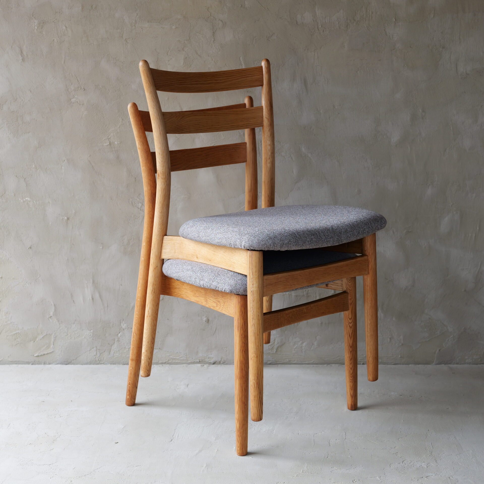 OLD nissin (Chair)